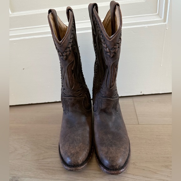Frye Shoes - Frye Cowgirl Boots